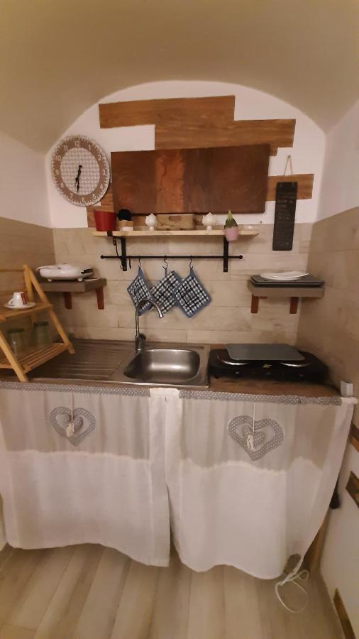 La Nicchia Del Borgo Apartment Taranto Ngoại thất bức ảnh
